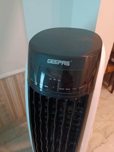 Air cooler Geepas. WhatsApp only. . . .