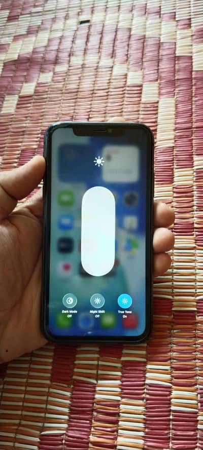 iPhone11 64GB non PTA