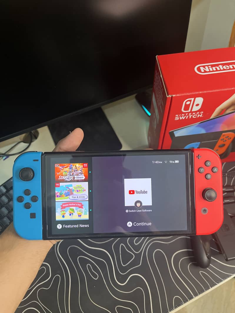 Nintendo Switch OLED 1