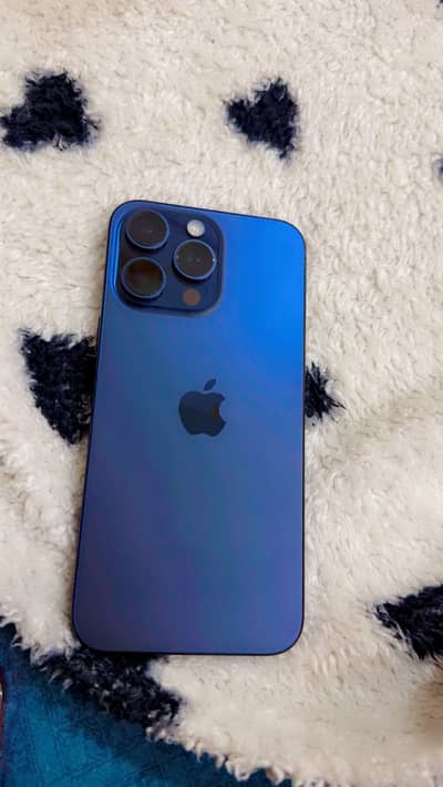 Iphone 15 pro max . 256 gb with box and original charger for sale