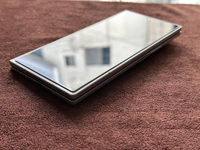 Samsung Z Fold 7 official PTA Approved 12/512 with box nd packed cable