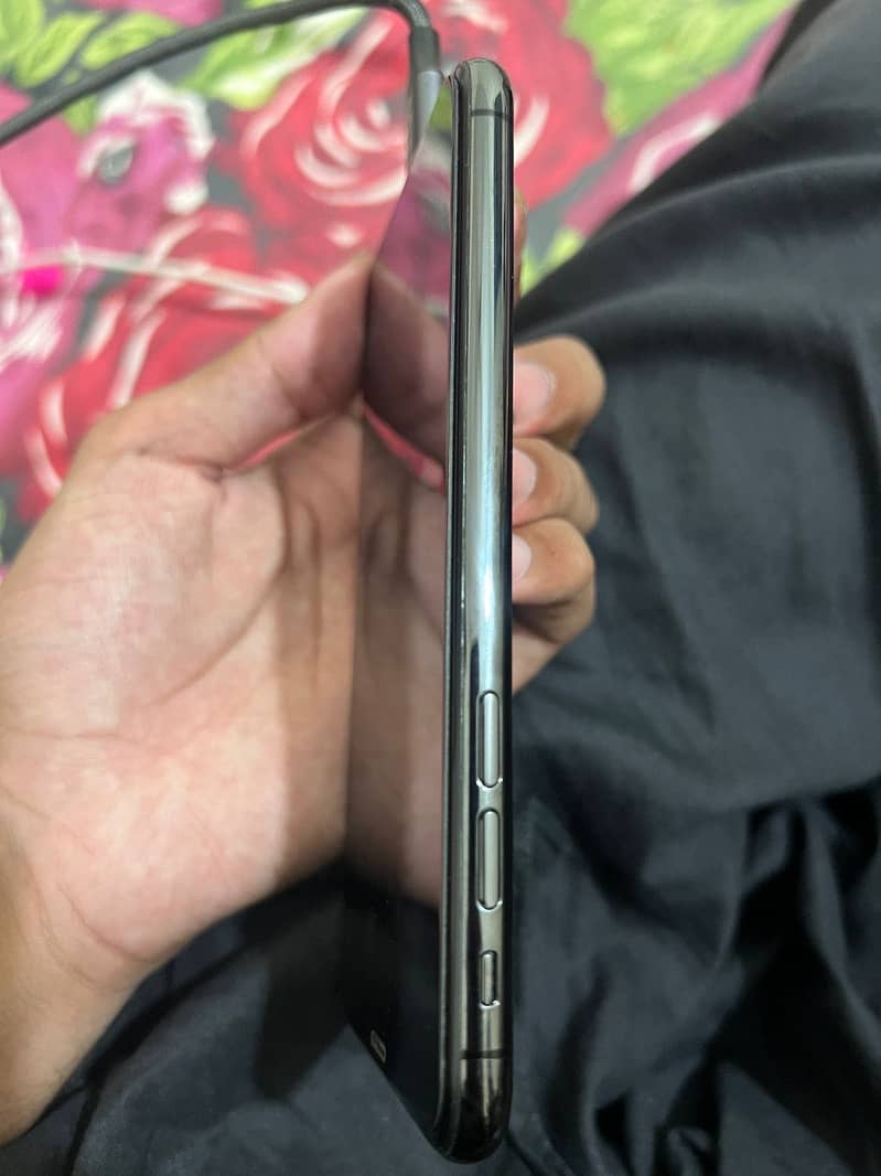 iPhone XS 2