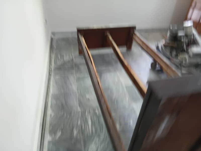 single bed 4