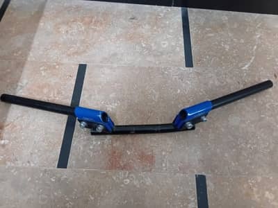 moxi 3 piece handle all ok only a minor bend in main rod