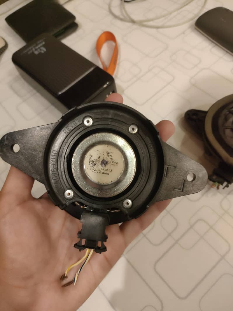 Bose Midrange speakers 1