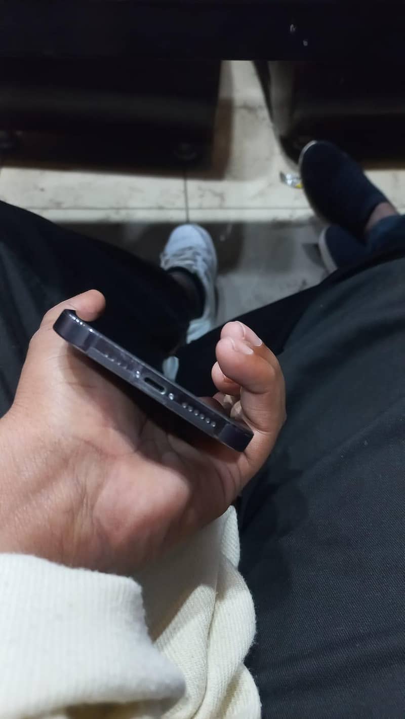iphone 14 pro max 3