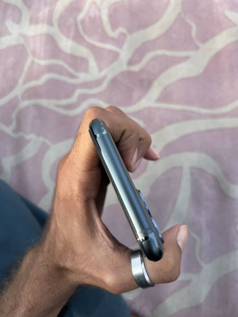 Iphone 11 pro 2