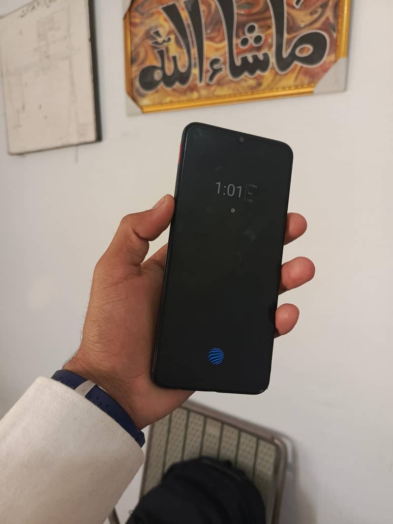 Vivo V21e 1