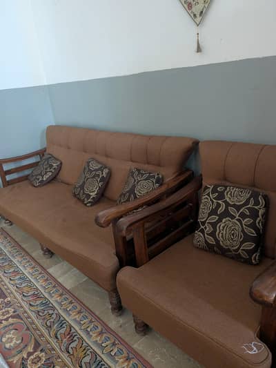 7 seater sofa set || New condition|| moltyfoam seats