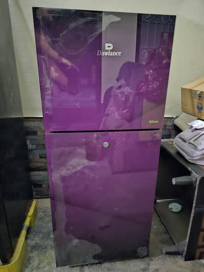 Medium sized fridge like brand new for sale