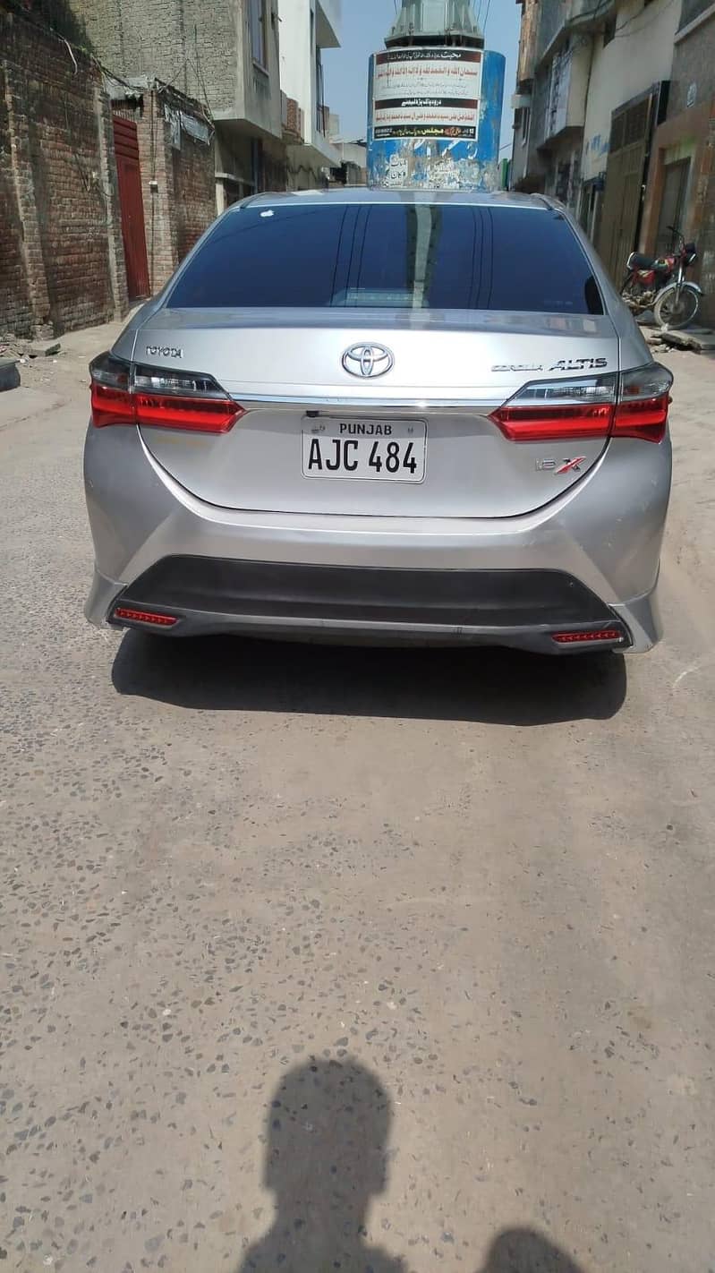 Toyota Corolla Altis special edition 1.6 6