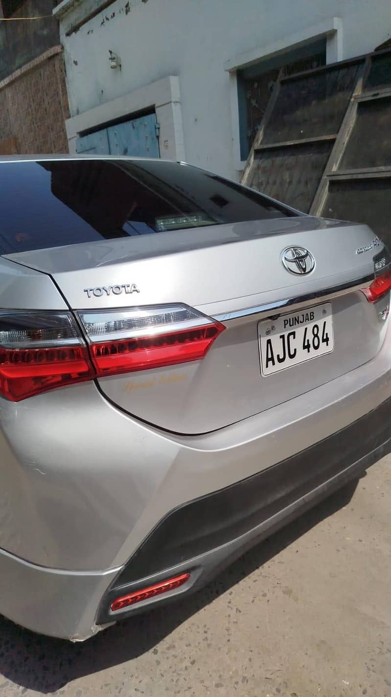 Toyota Corolla Altis special edition 1.6 7