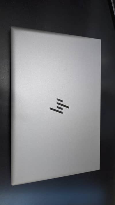 HP ELITEBOOK 830G8