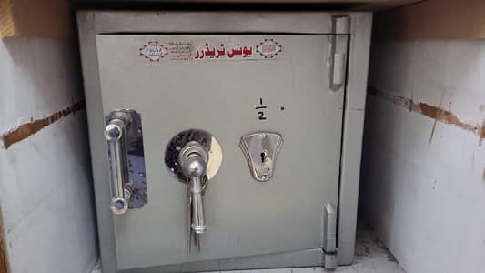Cash and Jewelry locker for sale
