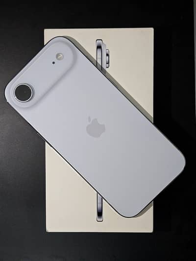Iphone 17 Air Lush condition 512GB With box and original cable