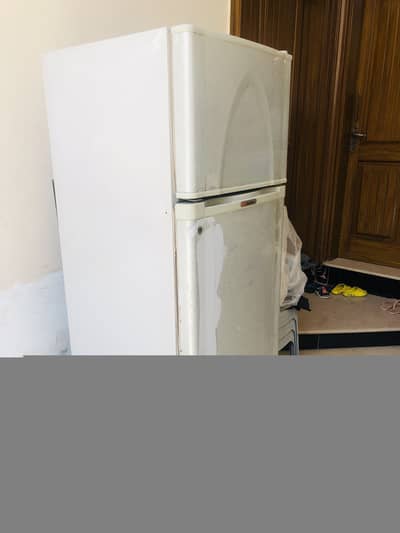 Dawlence fridge for sale