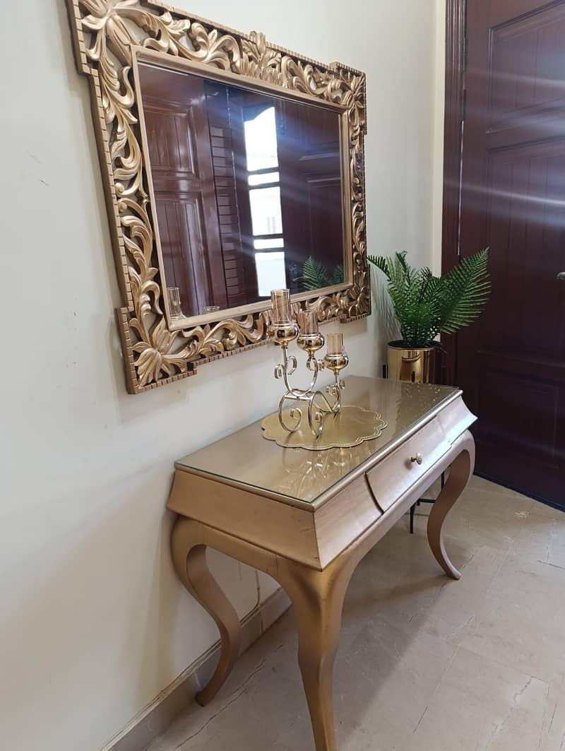 CONSOLE TABLE & MIRROR 0