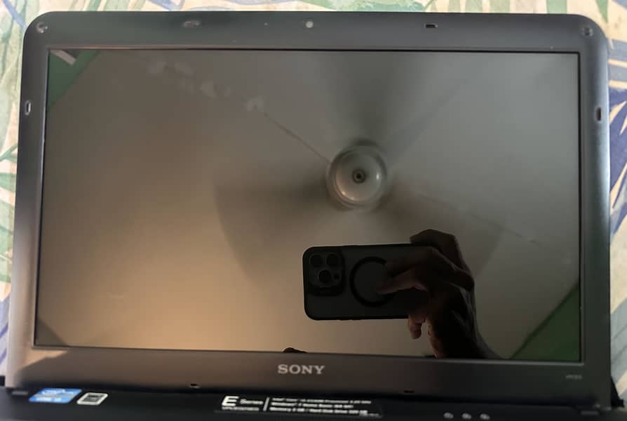 SONY CORE i3 1