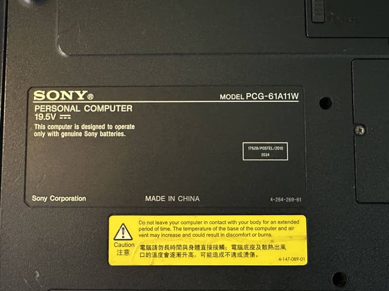 SONY CORE i3 2