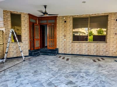 1 Kanal Ground Portion For Rent Prime Location Multi Garden B-17, Block B