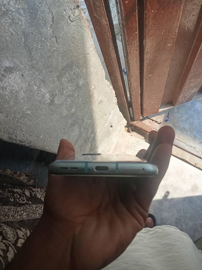 03321056375 5