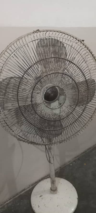 Fast fan pedestal  good working