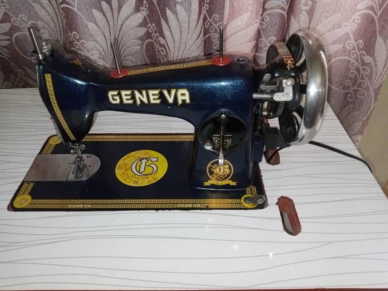 Sewing machine with table stand & machine box 1