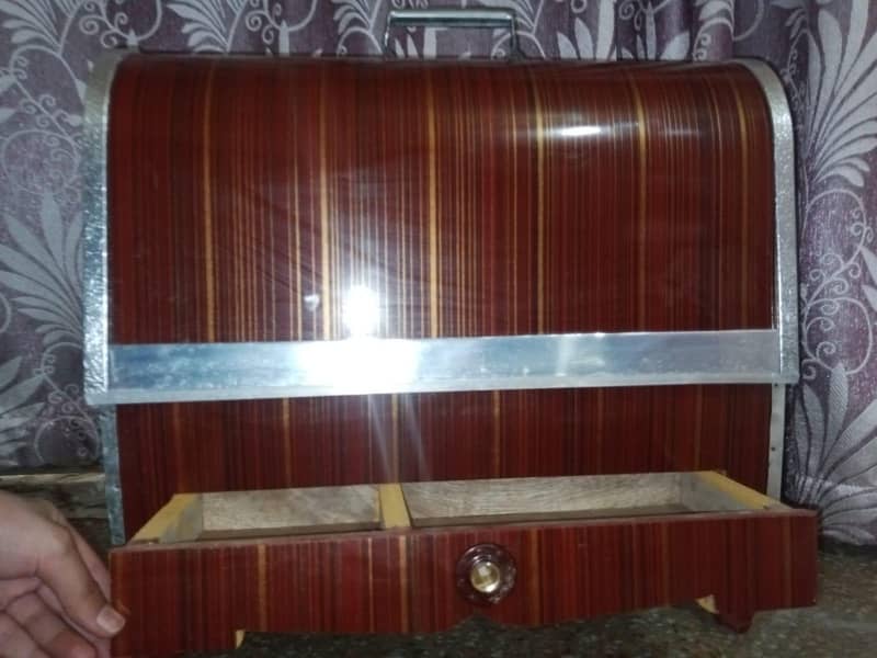 Sewing machine with table stand & machine box 8