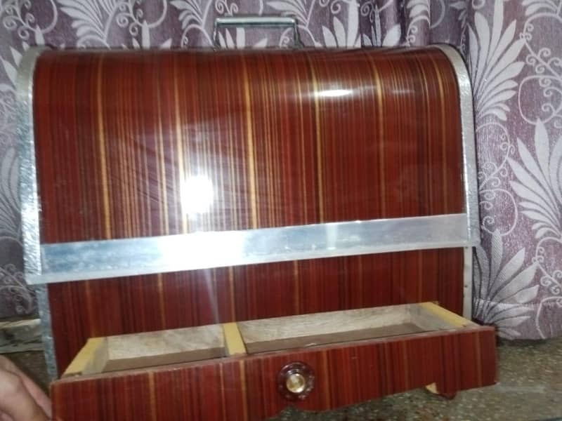 Sewing machine with table stand & machine box 11
