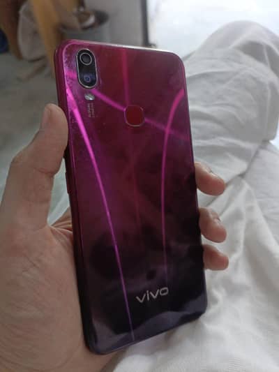 Vivo y11