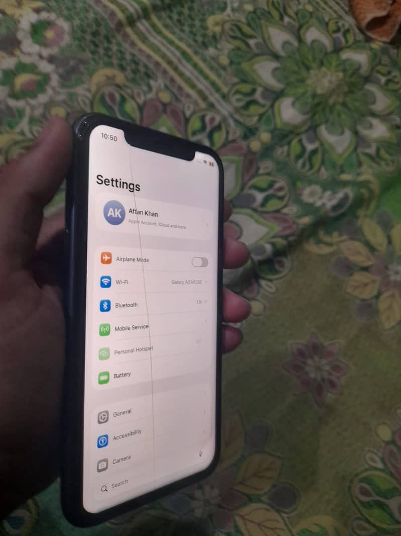 iPhone 11 0