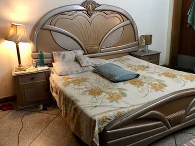 King Size Bed with Mattress