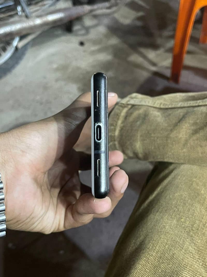 pixel 6a 3