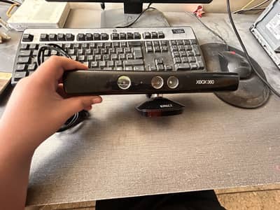 XBOX 360 KINECT SENSOR FOR GAMING