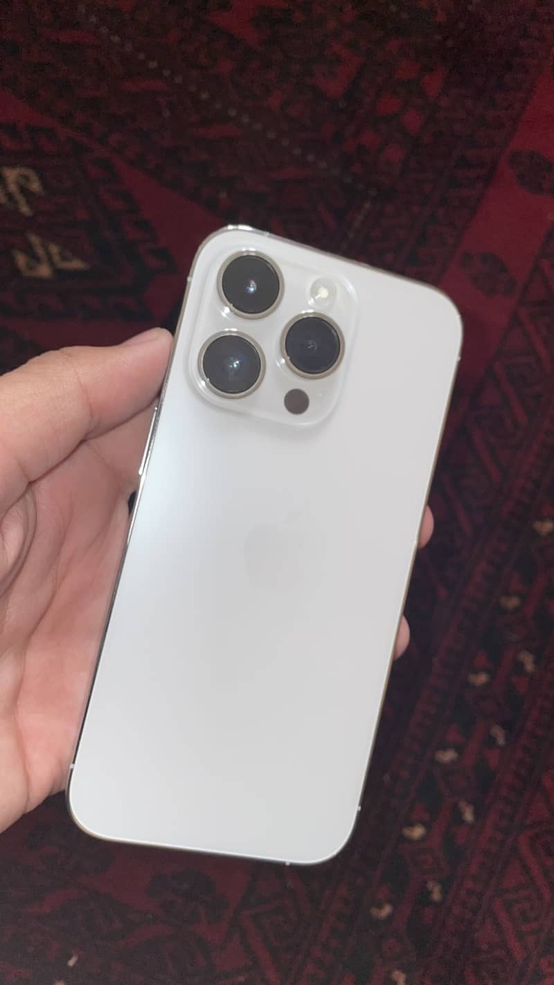 iPhone 14 Pro 3