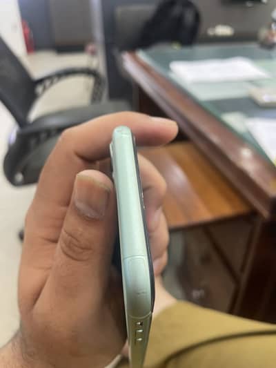 IPHONE 11 128 jv