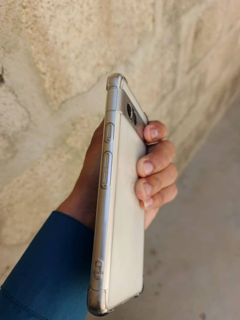 google pixel 7a 5