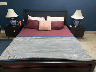 Double bed set for sale