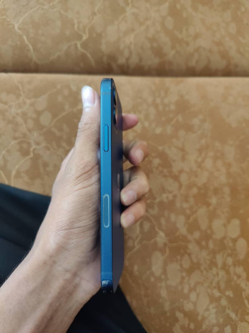 iphone 12 2
