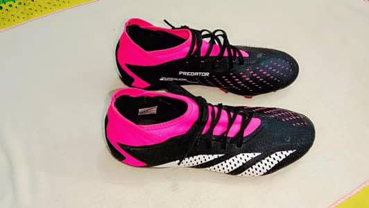 original football shoes Nike phantom airzom adidas predator puma