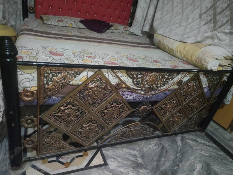 double bed king size 2