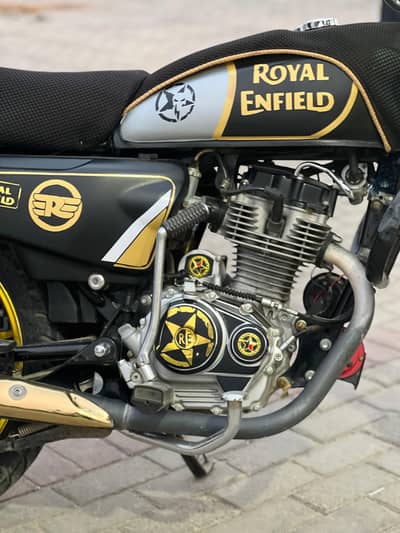 Honda 124 Gold Edition