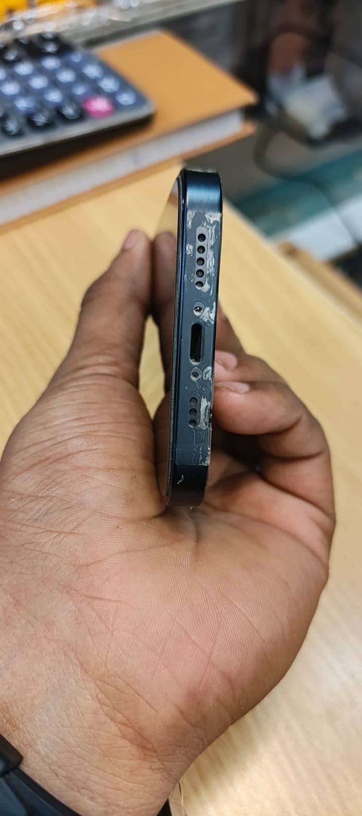 iPhone 13 11