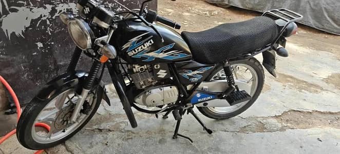 Suzuki GS 150 SE