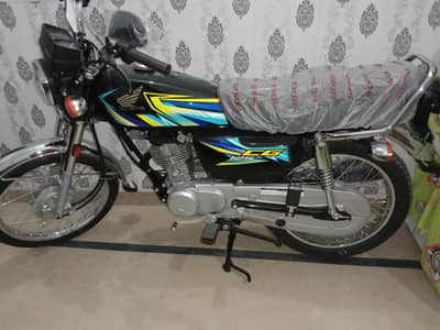 Honda 125 2026 unregistered open letter black colour