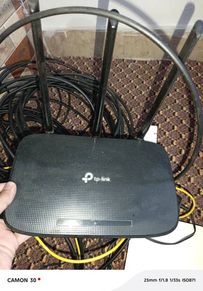 Tp Link router and huawei device and cable for sale