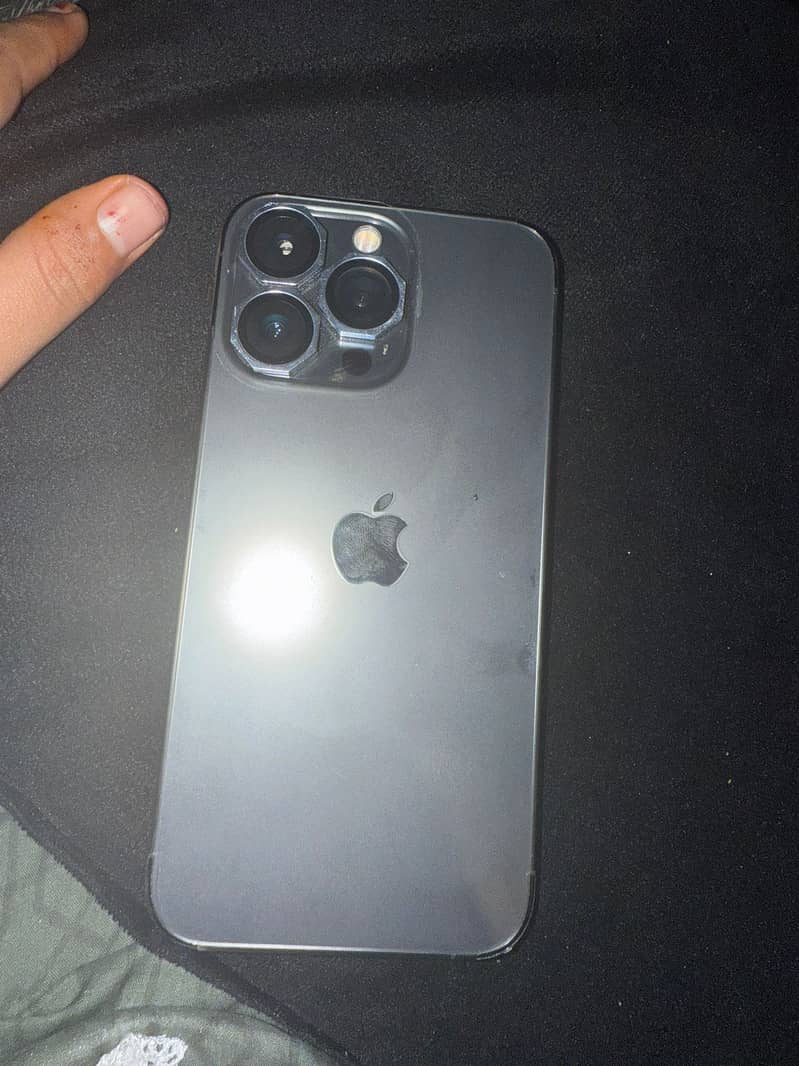 iPhone 13 Pro 1