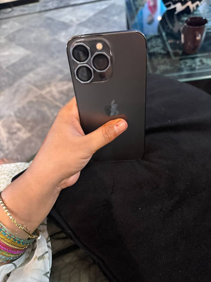 iPhone 13 Pro 8