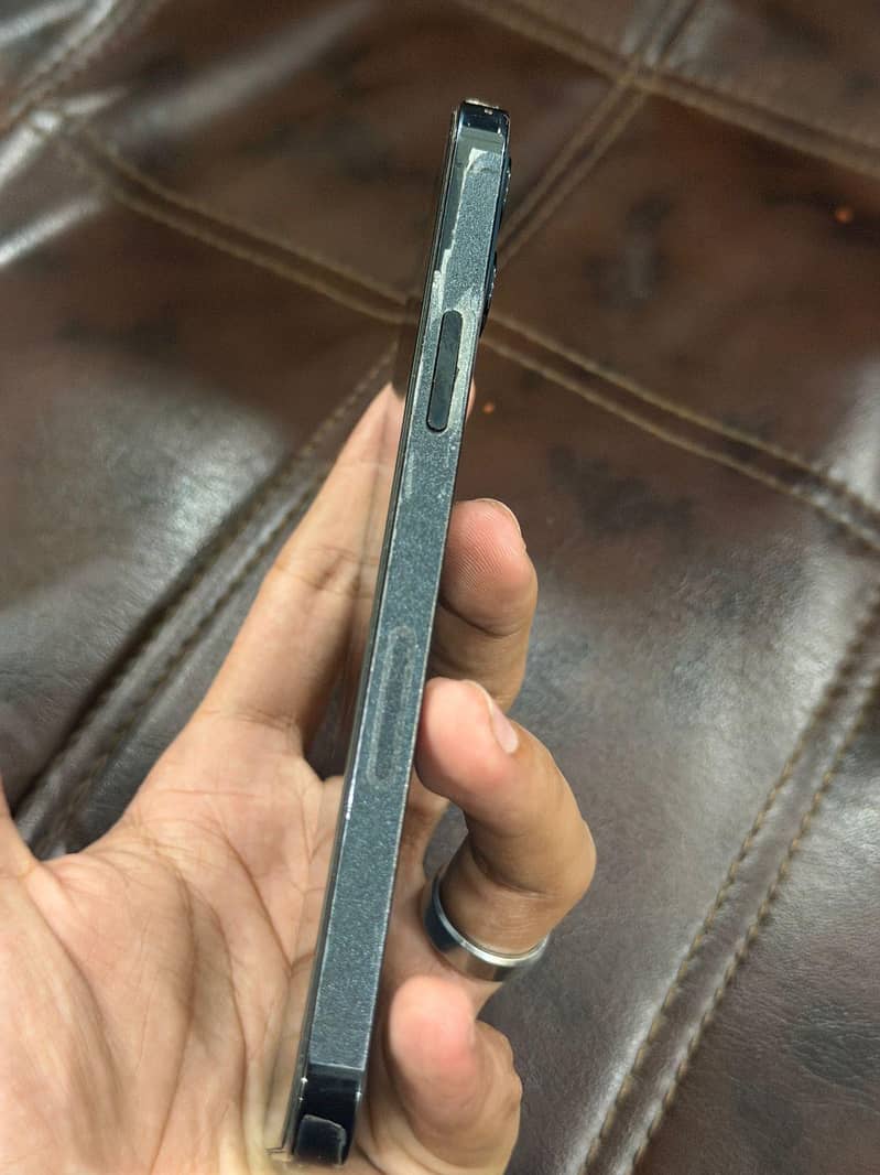 iphone 12 pro 1