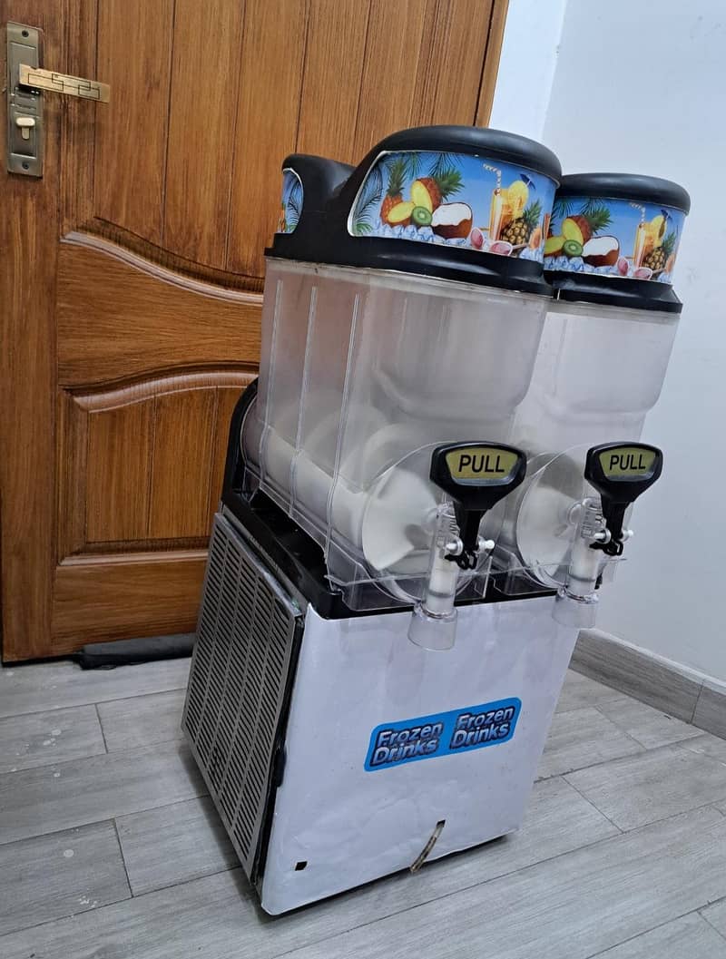 imported Slush Machine Excellent working condition 3